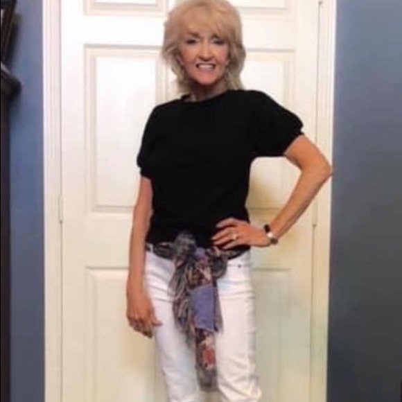 Meet your Posher, Cathy - Picture 6 of 11